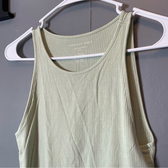 American Eagle Light Green Ribbed Cropped Highneck Tank Top size medium - Picture 2 of 7